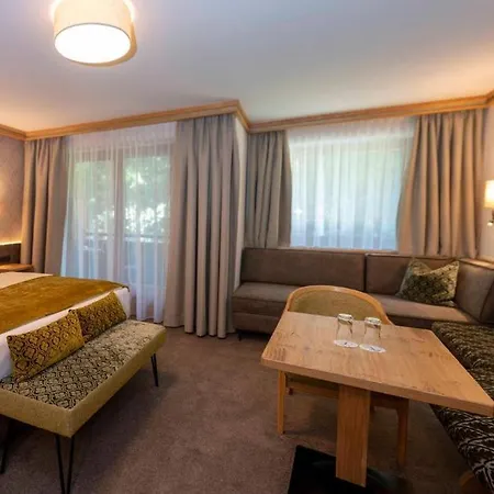 Hotel Auffacherhof 4*
