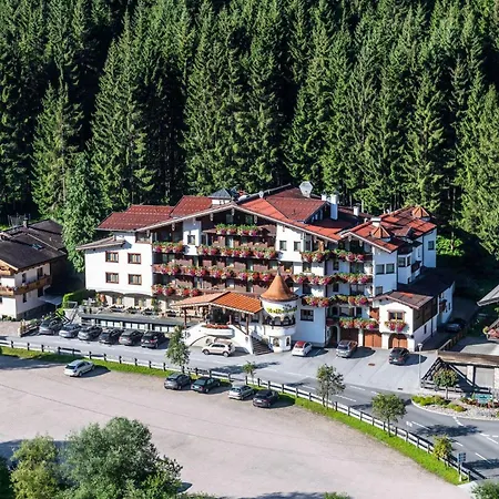 Auffacherhof 호텔 4*