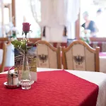 Auffacherhof 4*